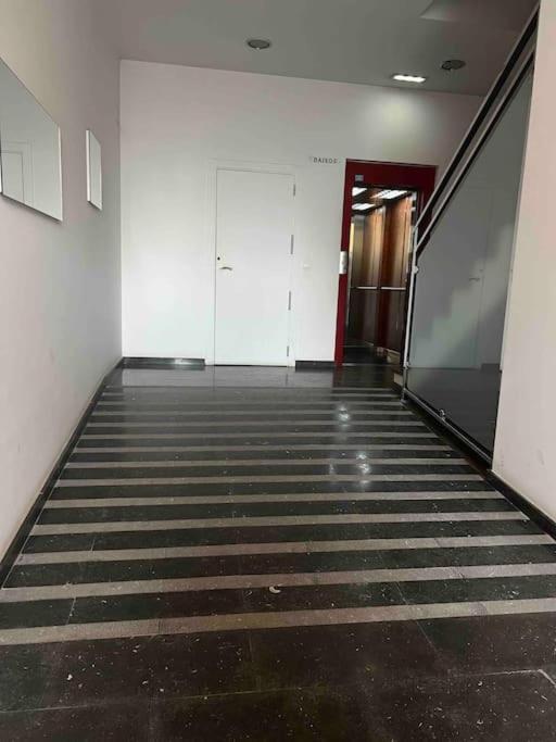 Piso Con Terraza A 5 Min Del Mar Leilighet Alcanar Eksteriør bilde